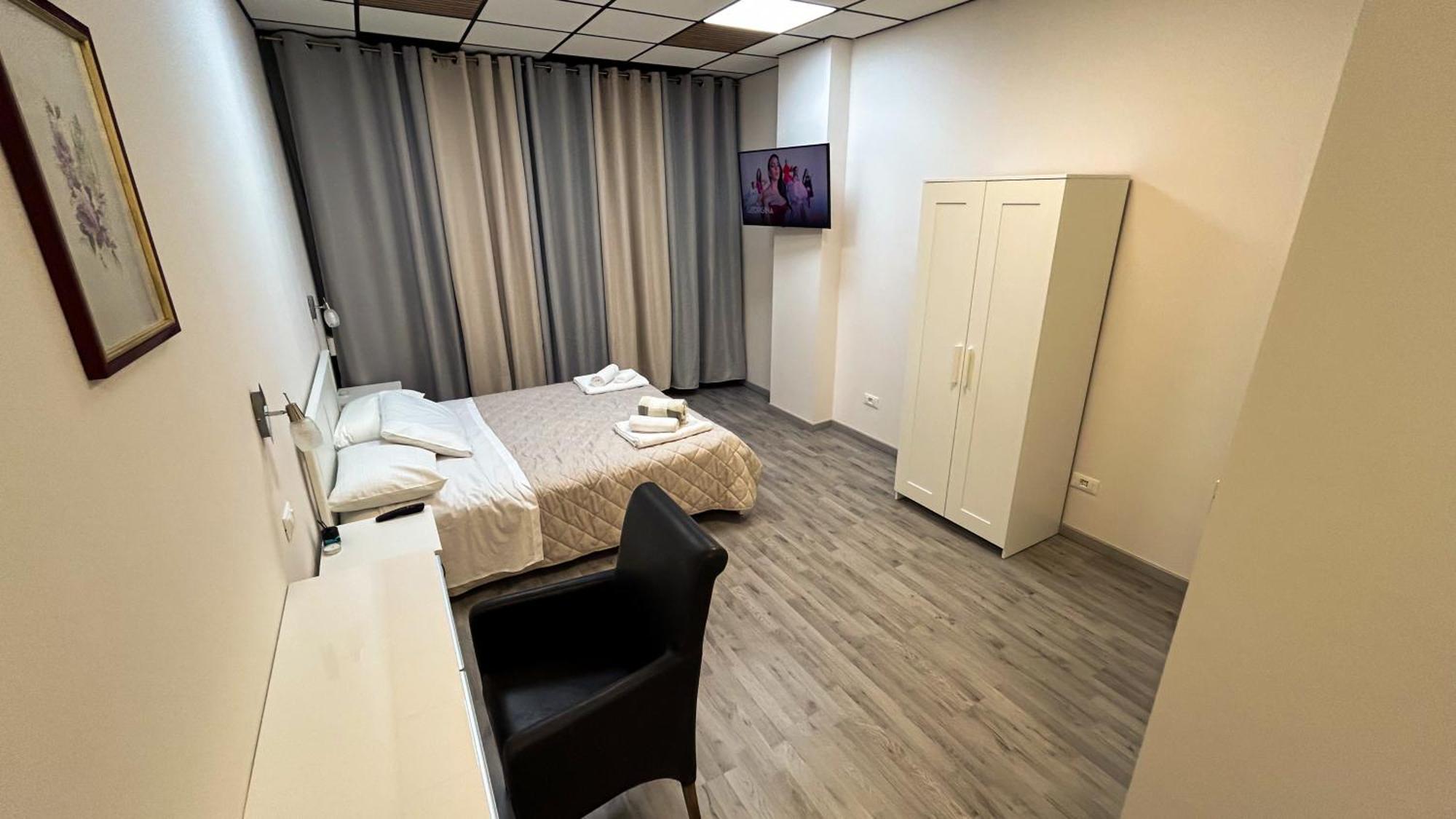 Loft Office 17 Hotel Castel Maggiore Luaran gambar